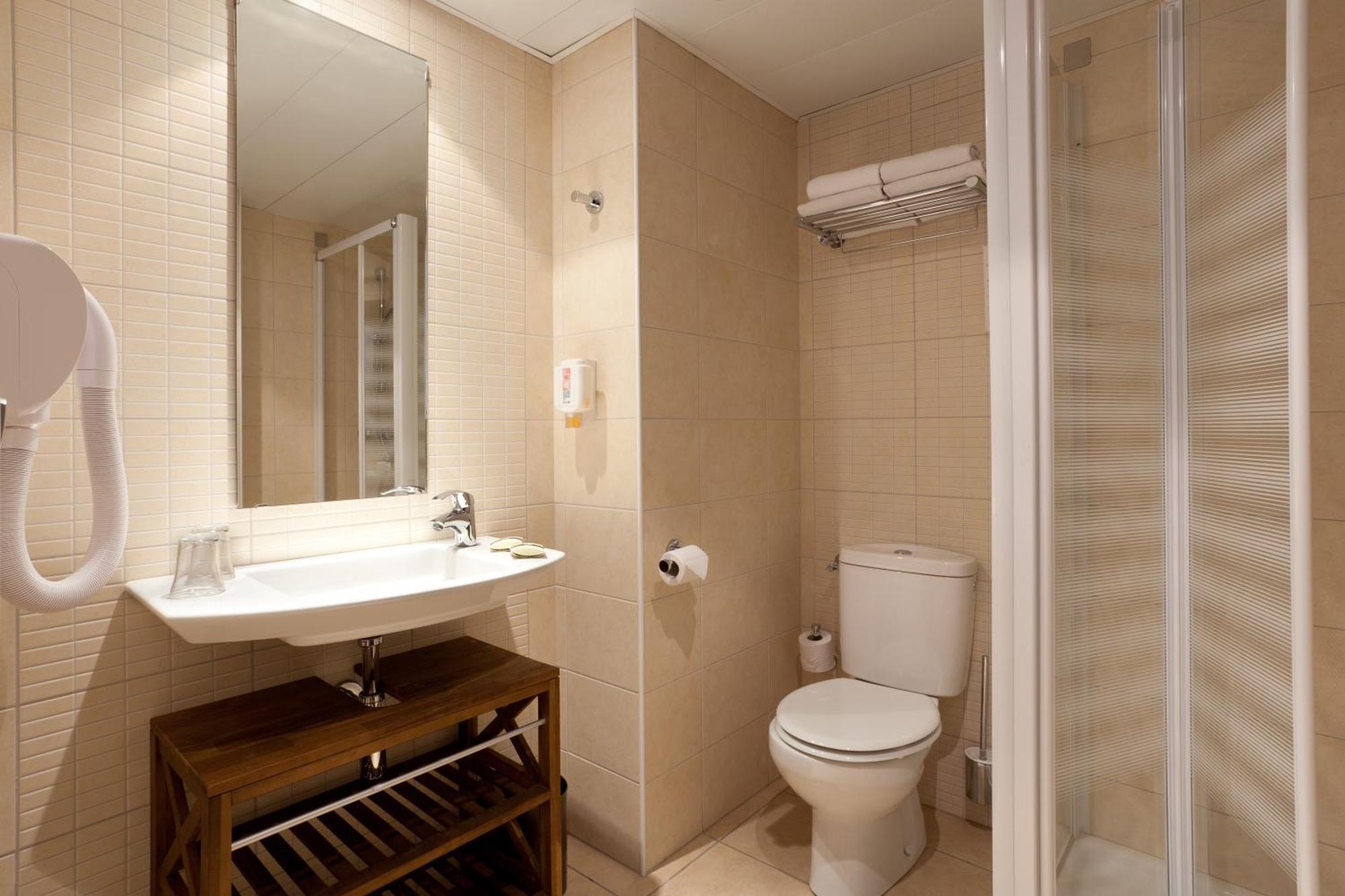 Comfort Single Room